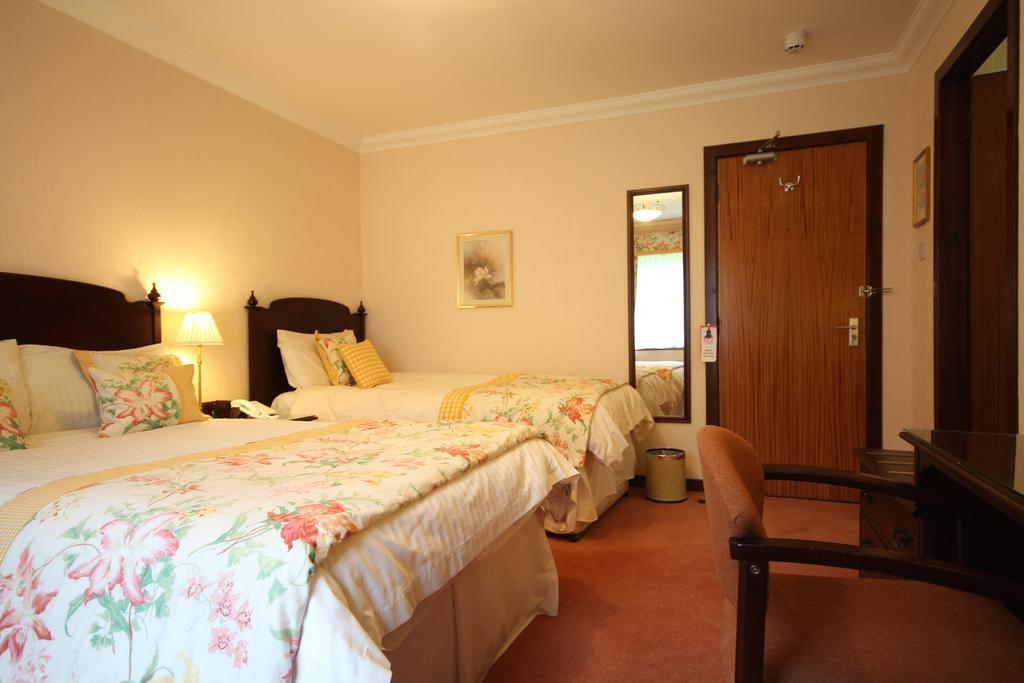 Strathburn Hotel Inverurie By Compass Hospitality Exterior photo