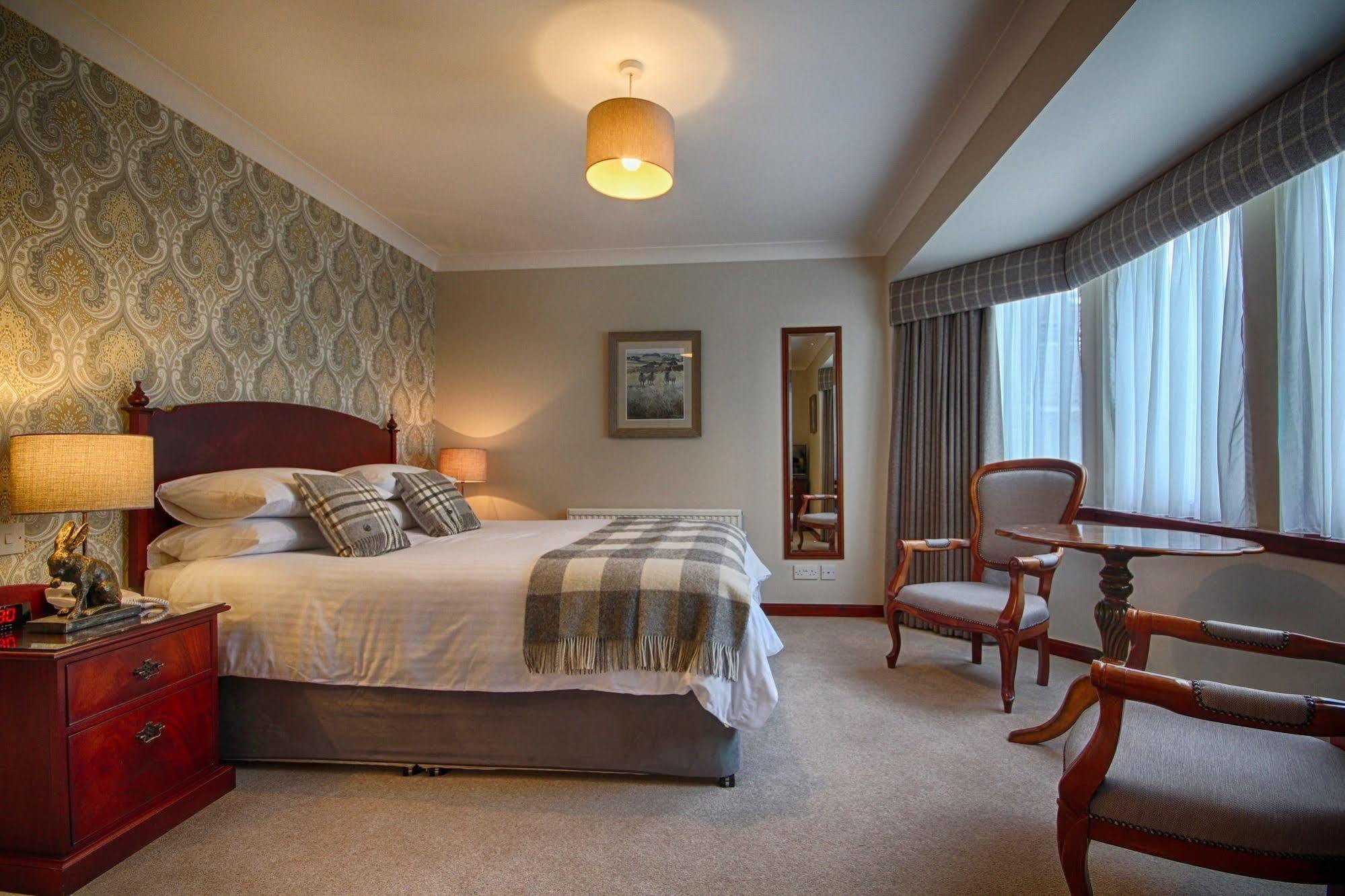 Strathburn Hotel Inverurie By Compass Hospitality Exterior photo